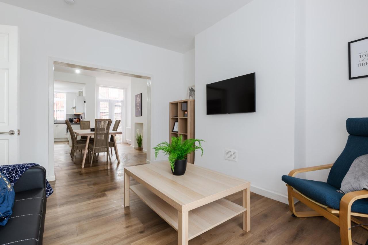 Clayton House - Spacious Near Etihad Stadium *
