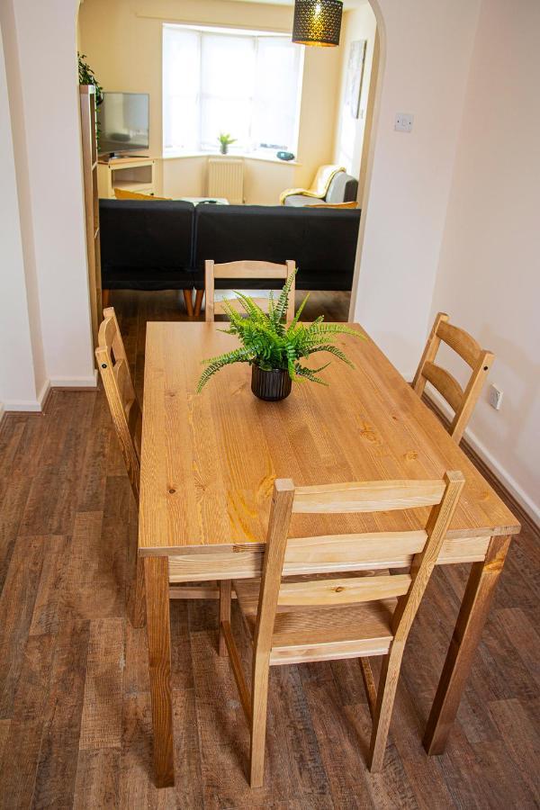 Cosy 3-bed Close To Centre *