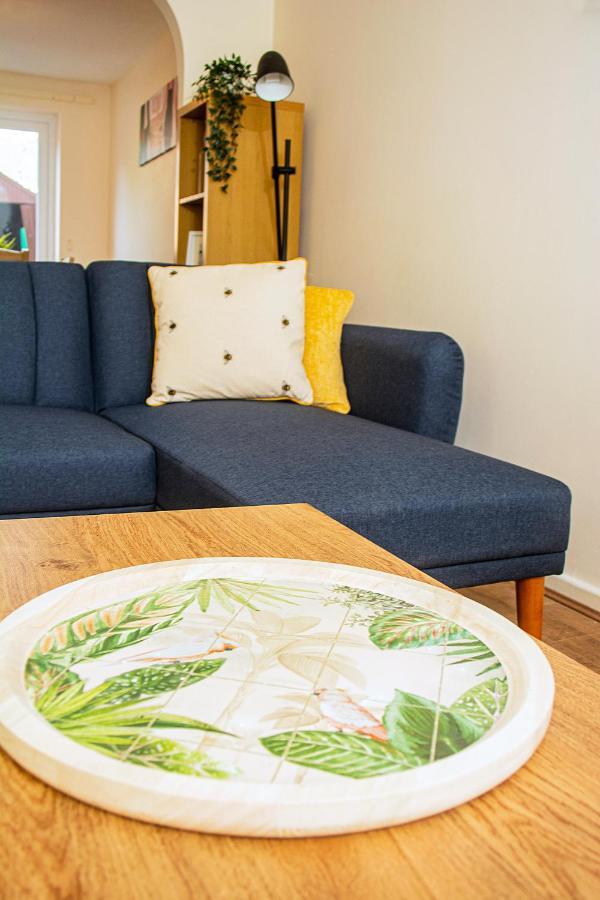 Cosy 3-bed Close To Centre Holiday home Manchester