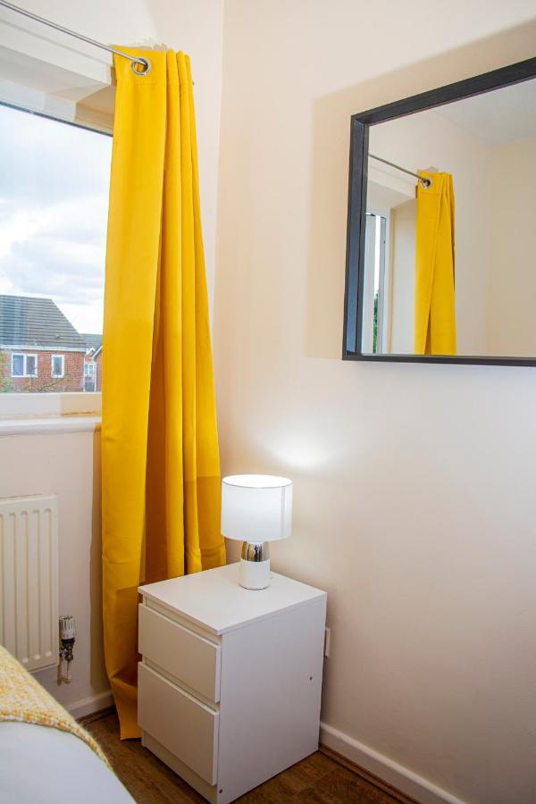 Holiday home Cosy 3-bed Close To Centre