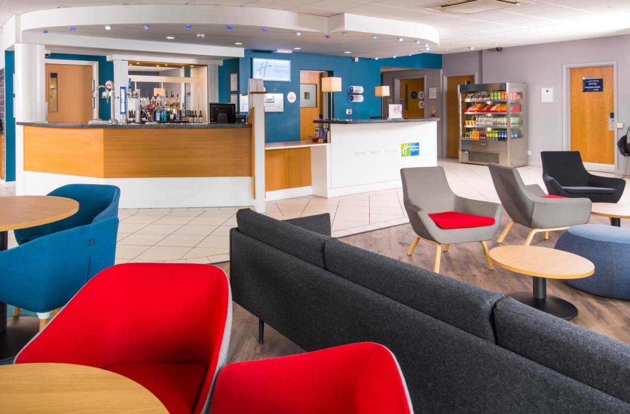 Hotel Express East By Ihg