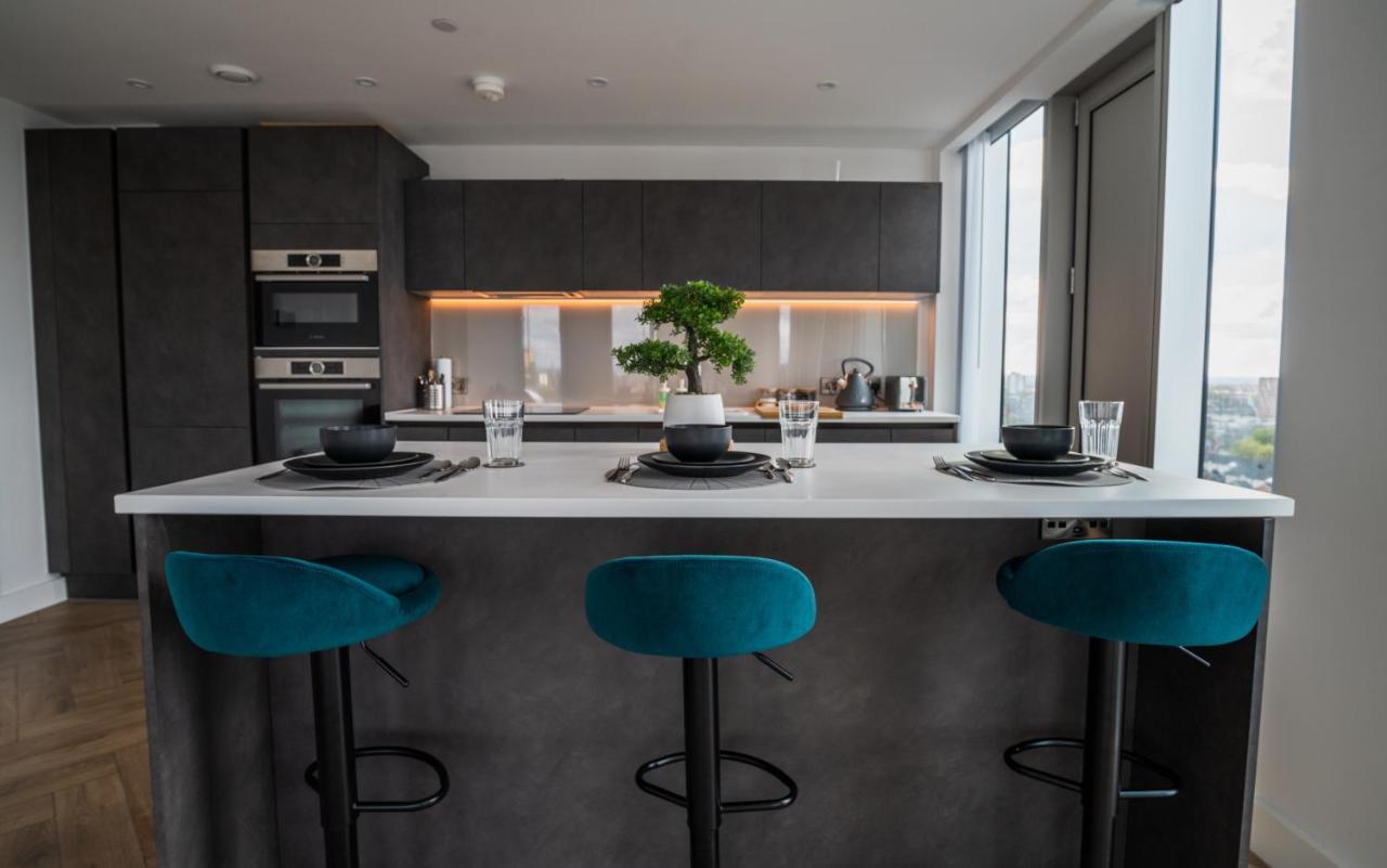 Location And Luxury In The Centre Of Manchester... *