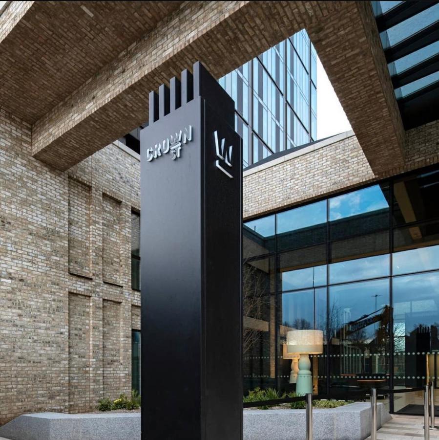 Brand New Luxury Centre 2 Bed Skyline Views *