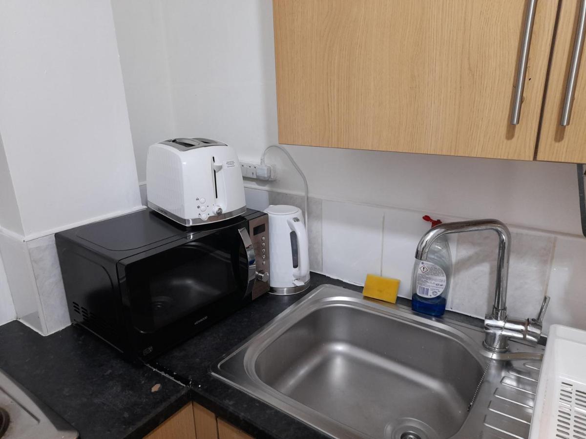 Apartment Zest Two