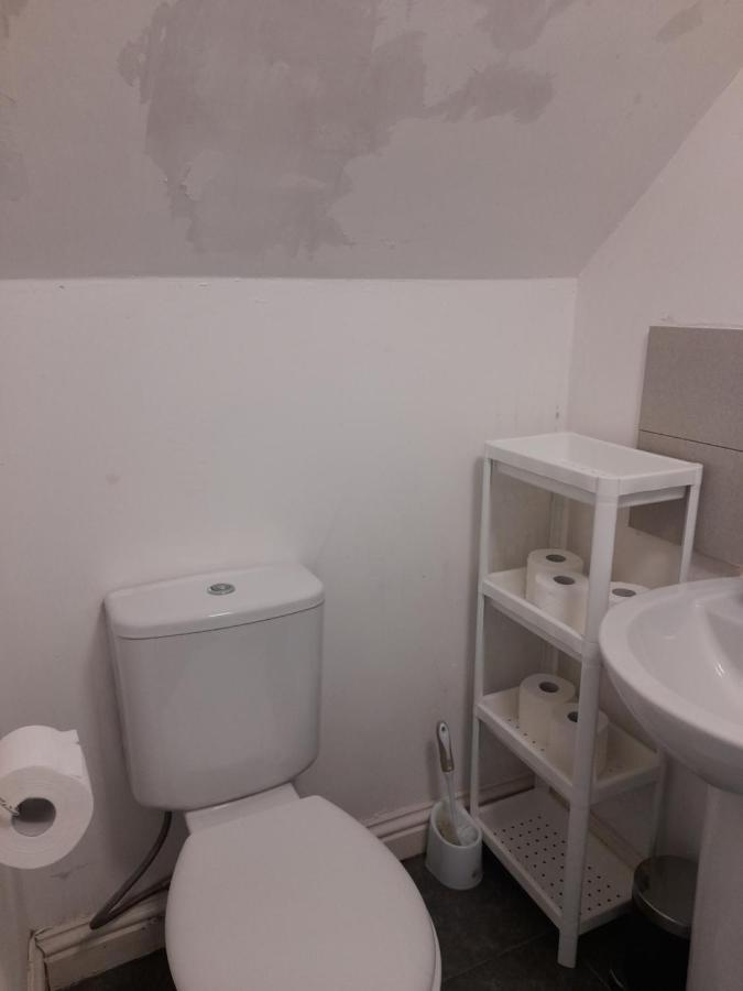 Zest Two Apartment *