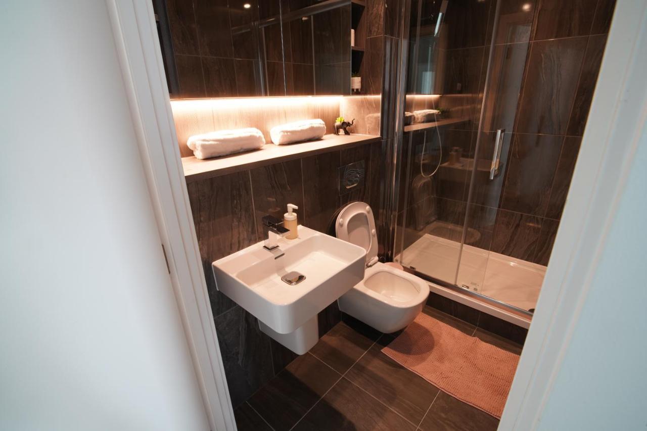 Location And Luxury In The Centre Of Manchester... *
