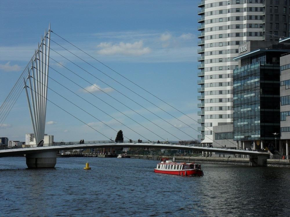 Quay Apartment *