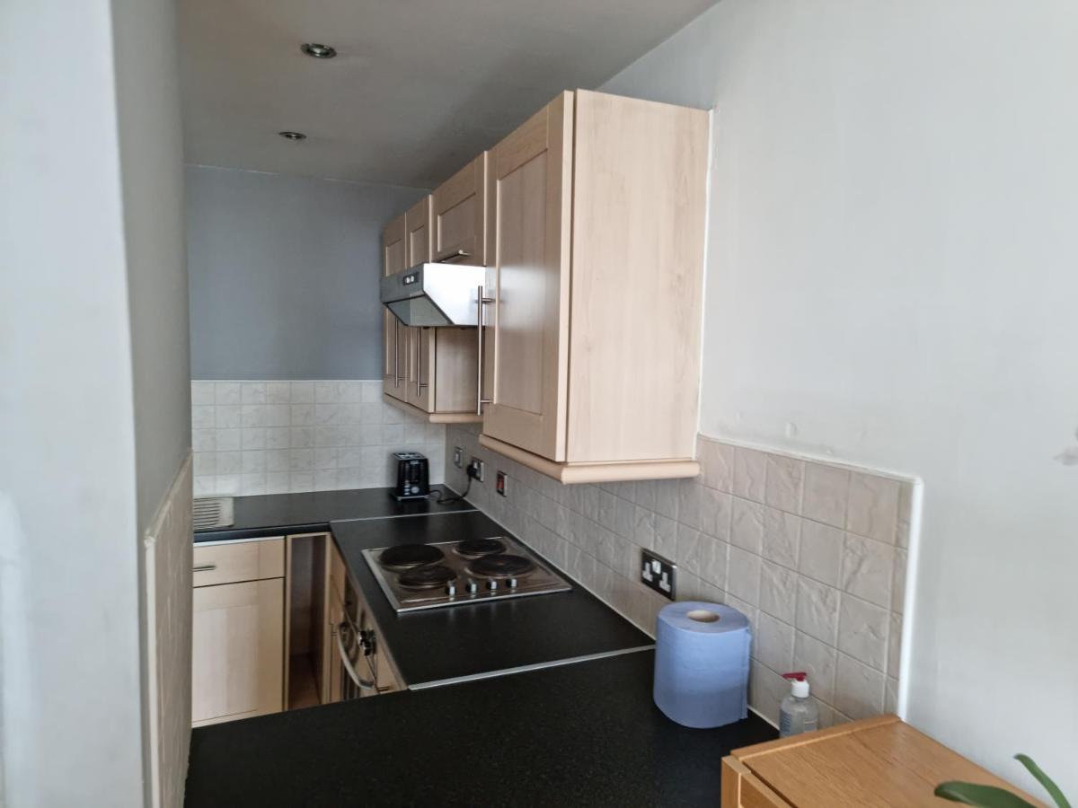 City View 2-Bed Apartment In Manchester Apartment