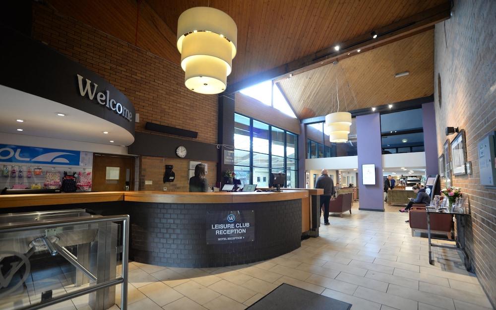 The Waterside And Leisure Club Hotel