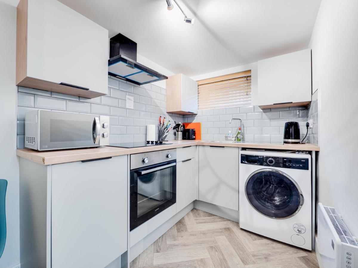 Pass The Keys Lovely 2 Bedroom In * Manchester