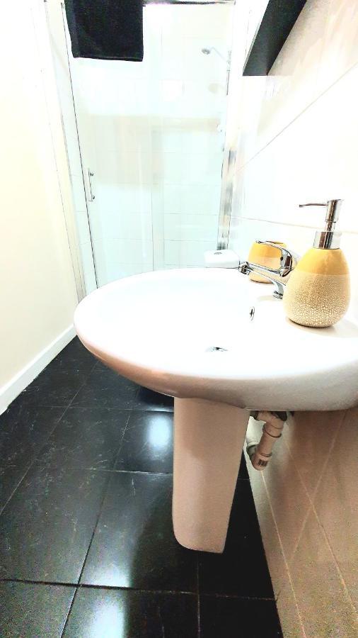 Salford Ark Comfort Near Salford Royal And Trafford Centre Apartment Manchester