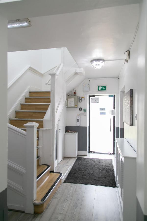 Hills View Apartment Manchester