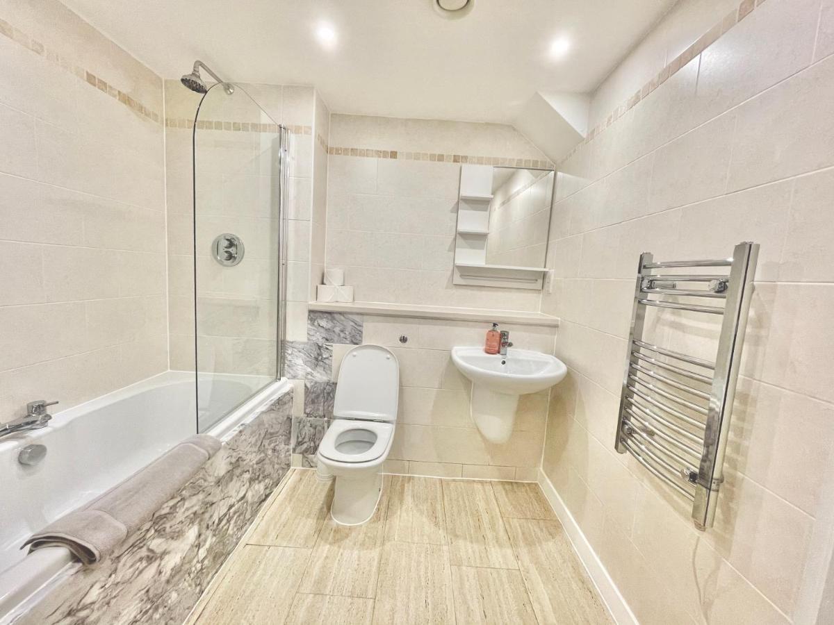 Apartment Two Bedrooms Flat - Centre Manchester