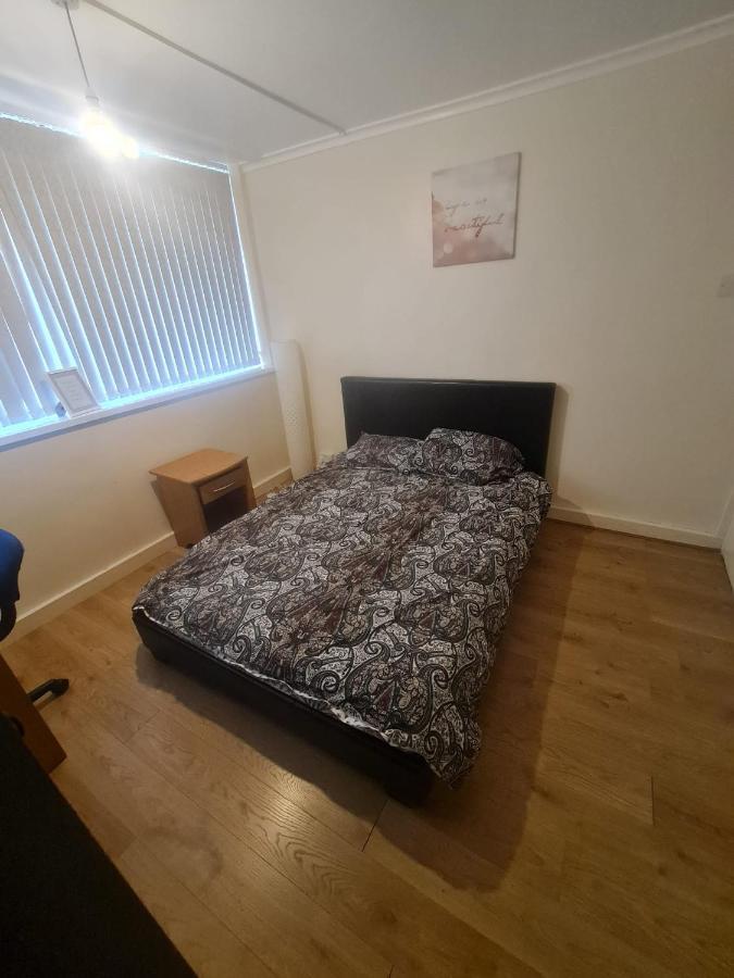 Thomas Court * Manchester