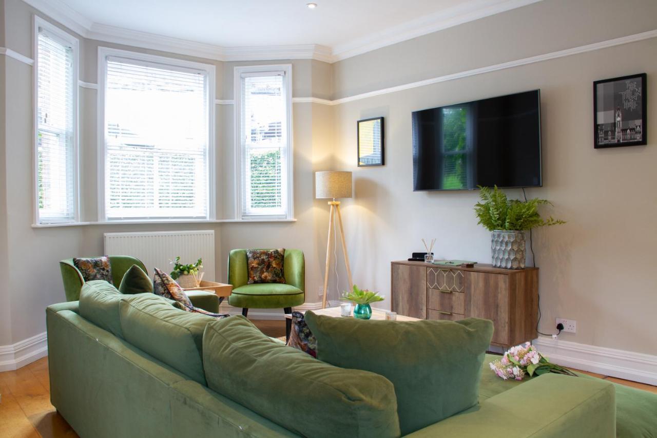 Holiday home Lock Keepers - Detached House In The Manchester