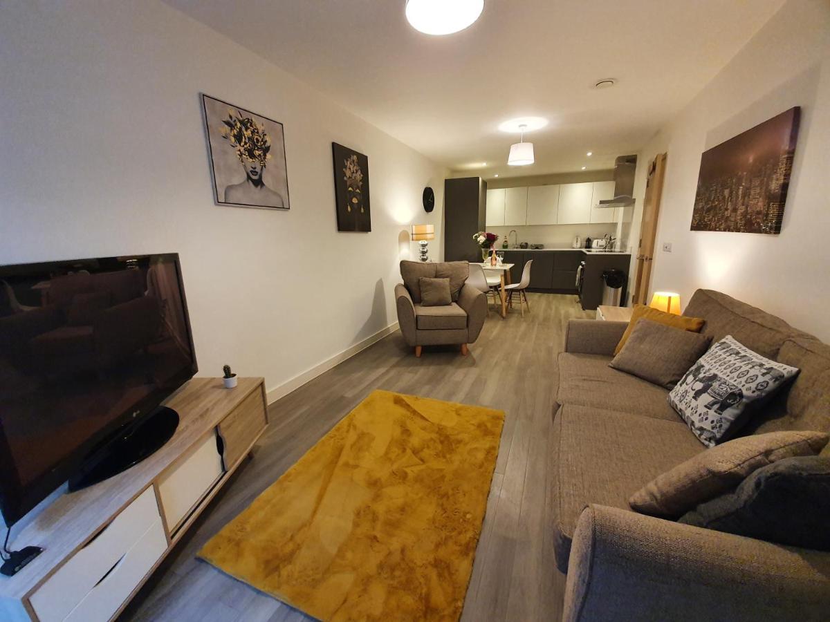 Stylish 2 Bed Apt In Centre * Manchester
