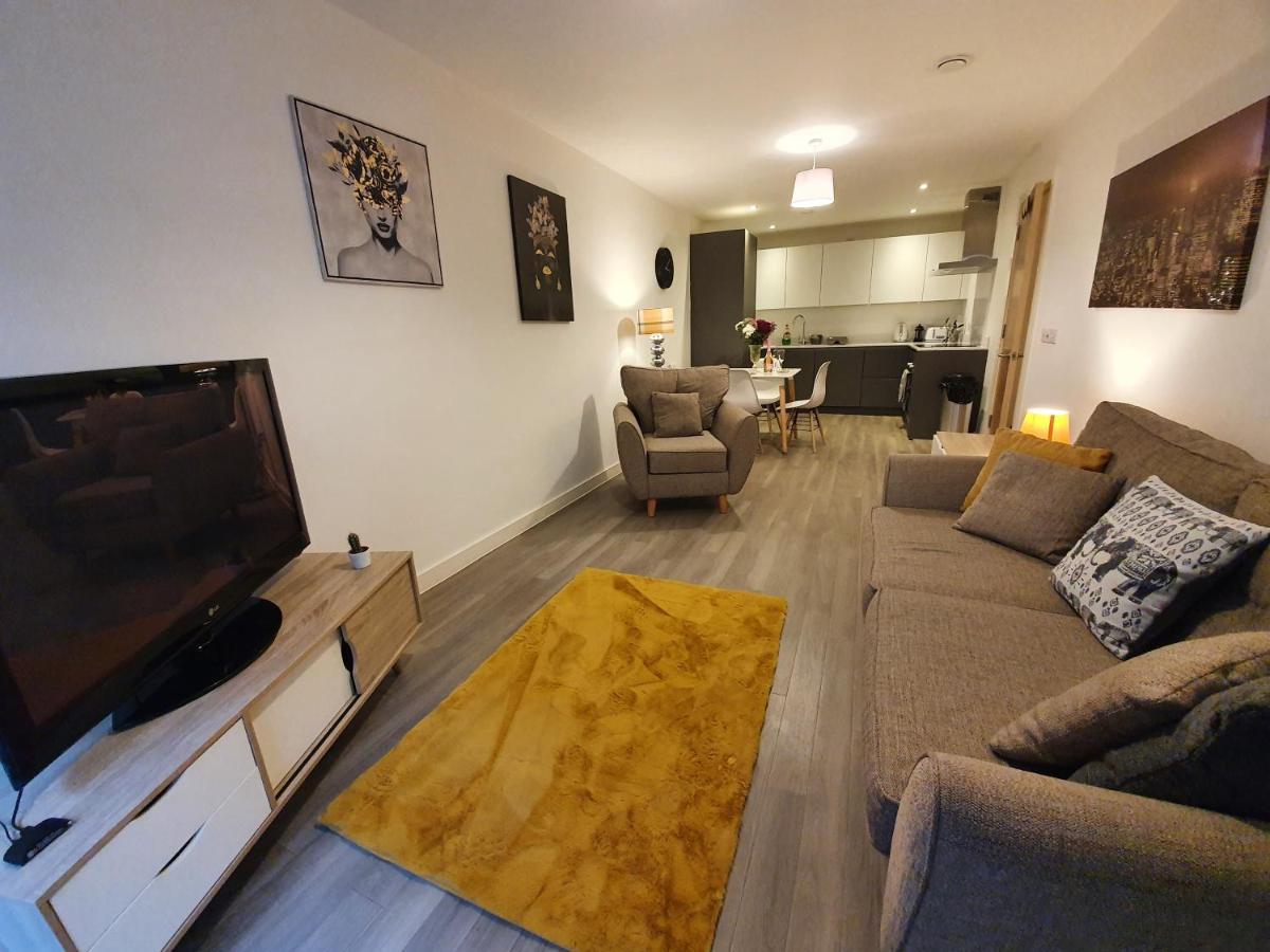 Stylish 2 Bed Apt In Centre * Manchester
