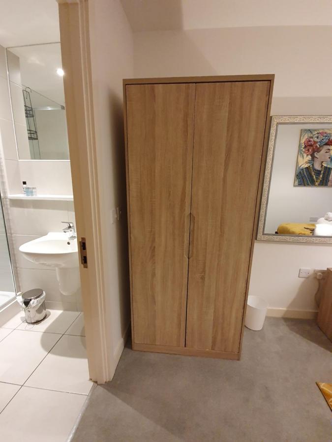 Apartment Stylish 2 Bed Apt In Centre