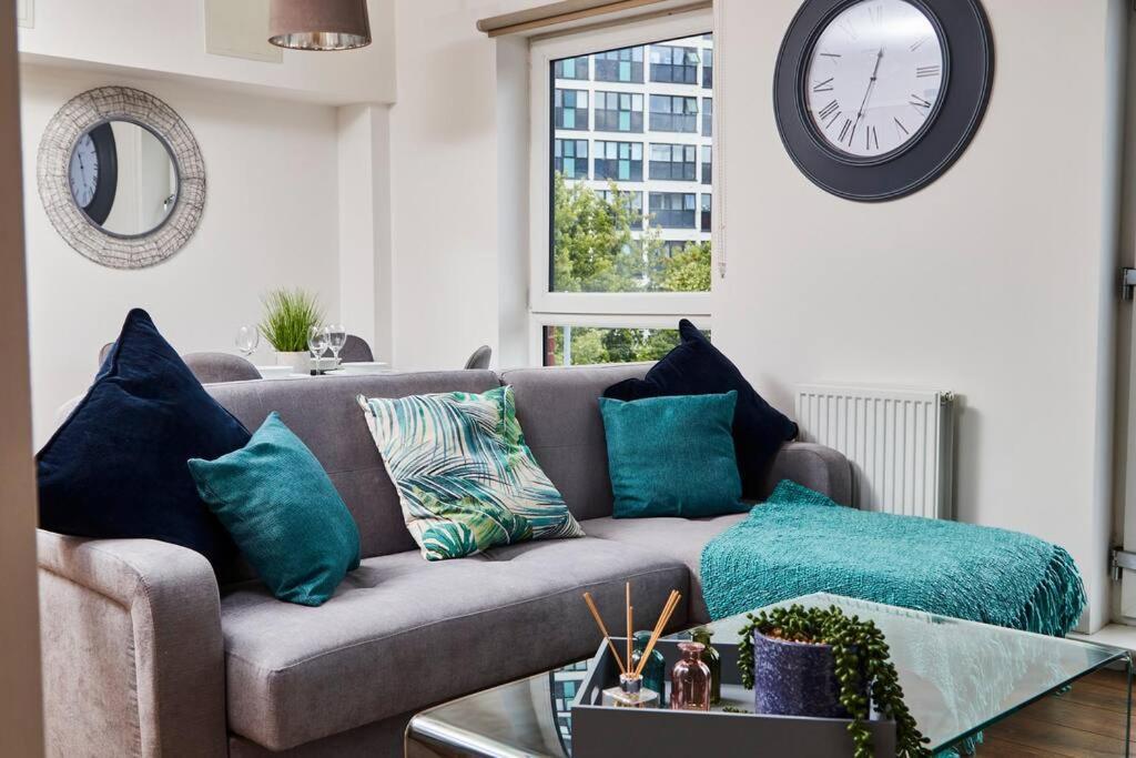 Apartment Gem - Sleeps 6 *
