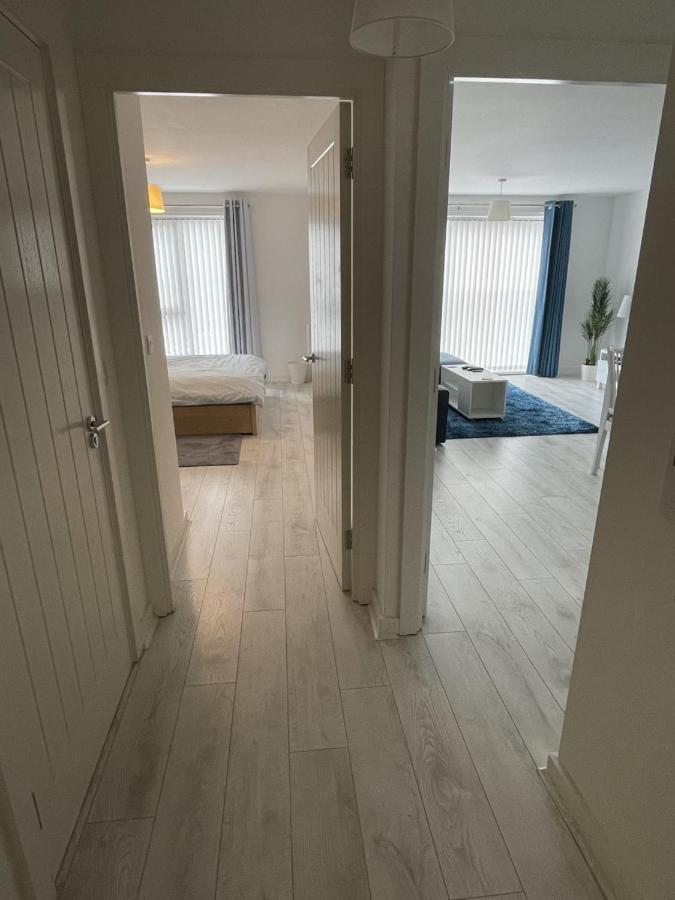 Apartment Superb 1 Bed - 3 Min To Tram - Free On Site Parking - Sleeps 3 Manchester