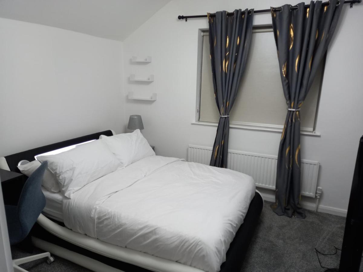 Cozzy Bed & Breakfast *