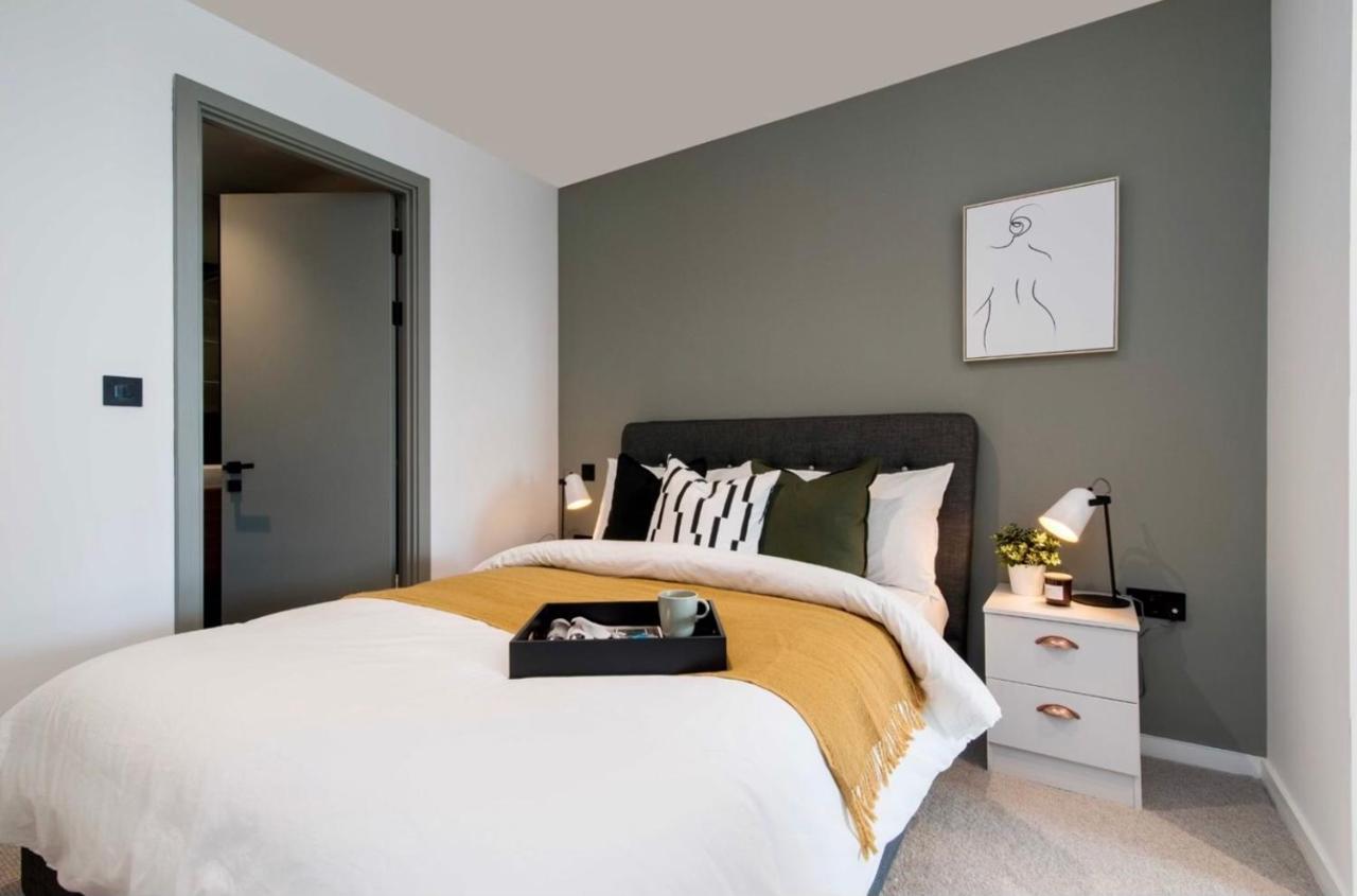 New Build Luxurious 2 Bedroom Apt Apartment Manchester
