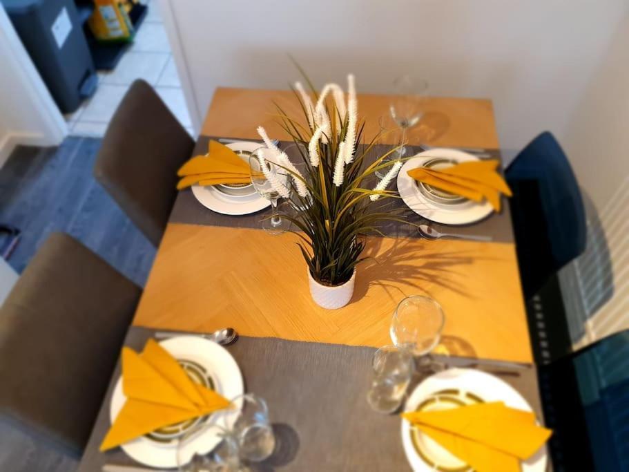 Cheerful 3 Bedroom House With Spacious Garden Holiday home Manchester