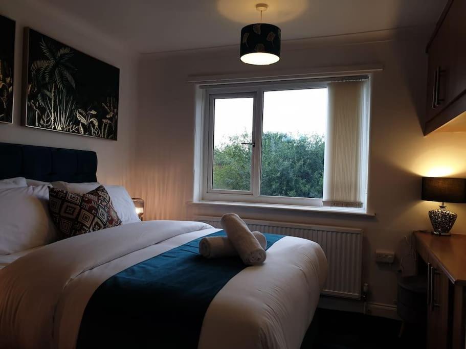 Cheerful 3 Bedroom House With Spacious Garden Holiday home