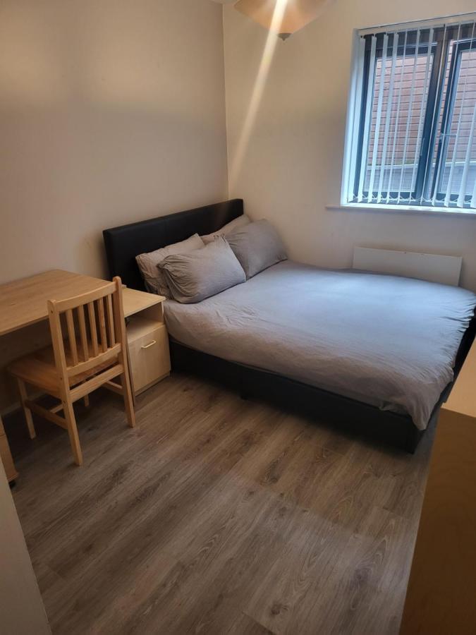 Apartment Living 2 Bedroom 2 Bathroom In Deansgate M1