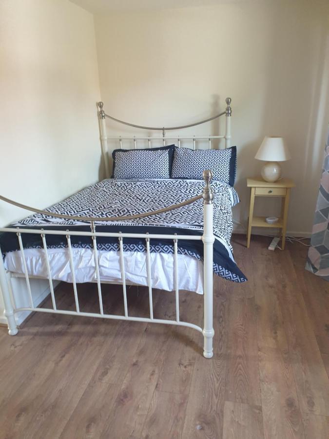 Splendid 3bedrooms Guest house Manchester