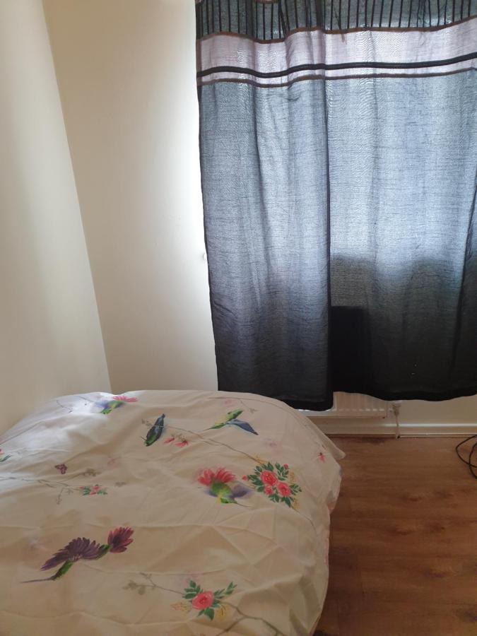 Splendid 3bedrooms Guest house Manchester