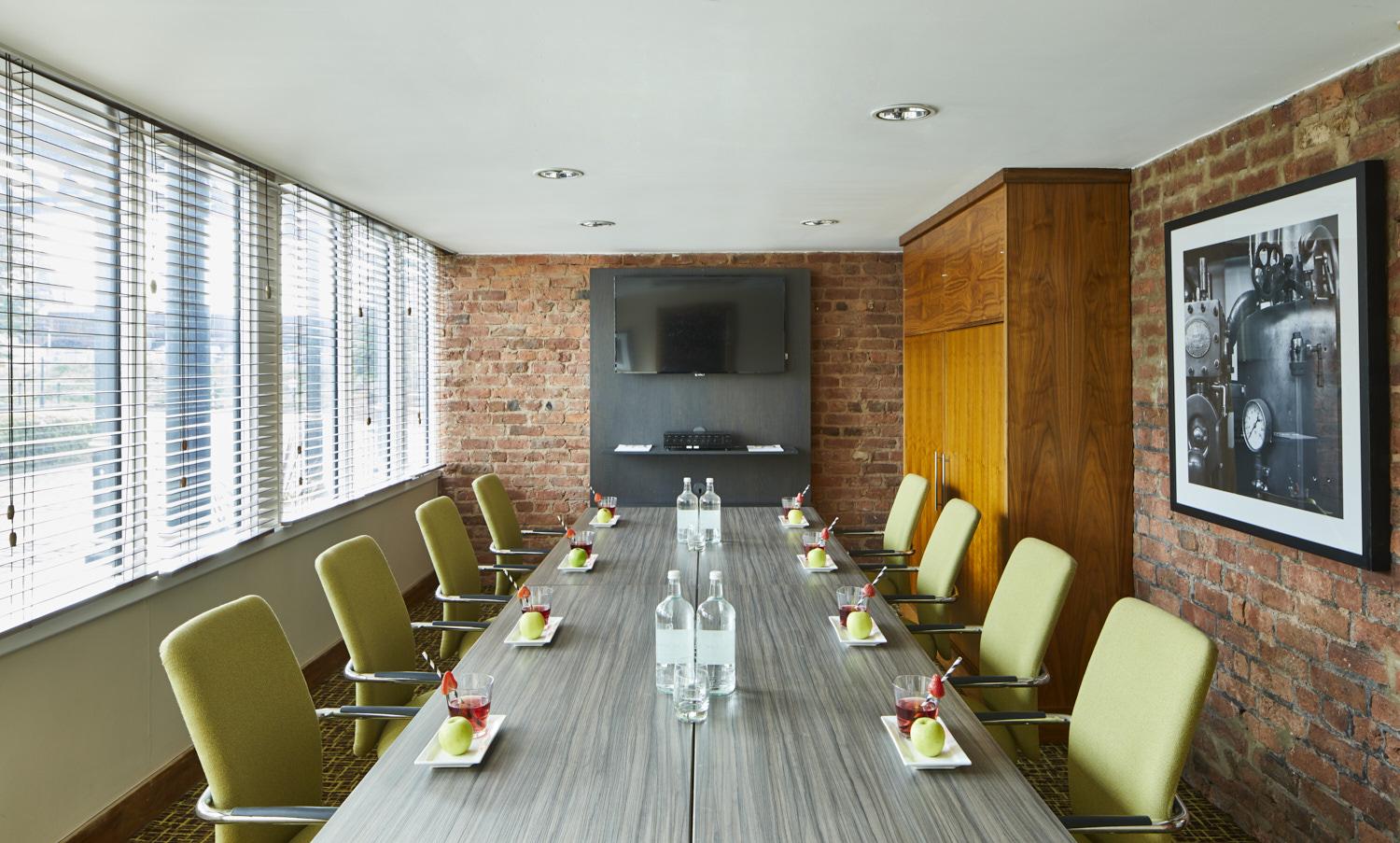 Marriott Victoria & Manchester