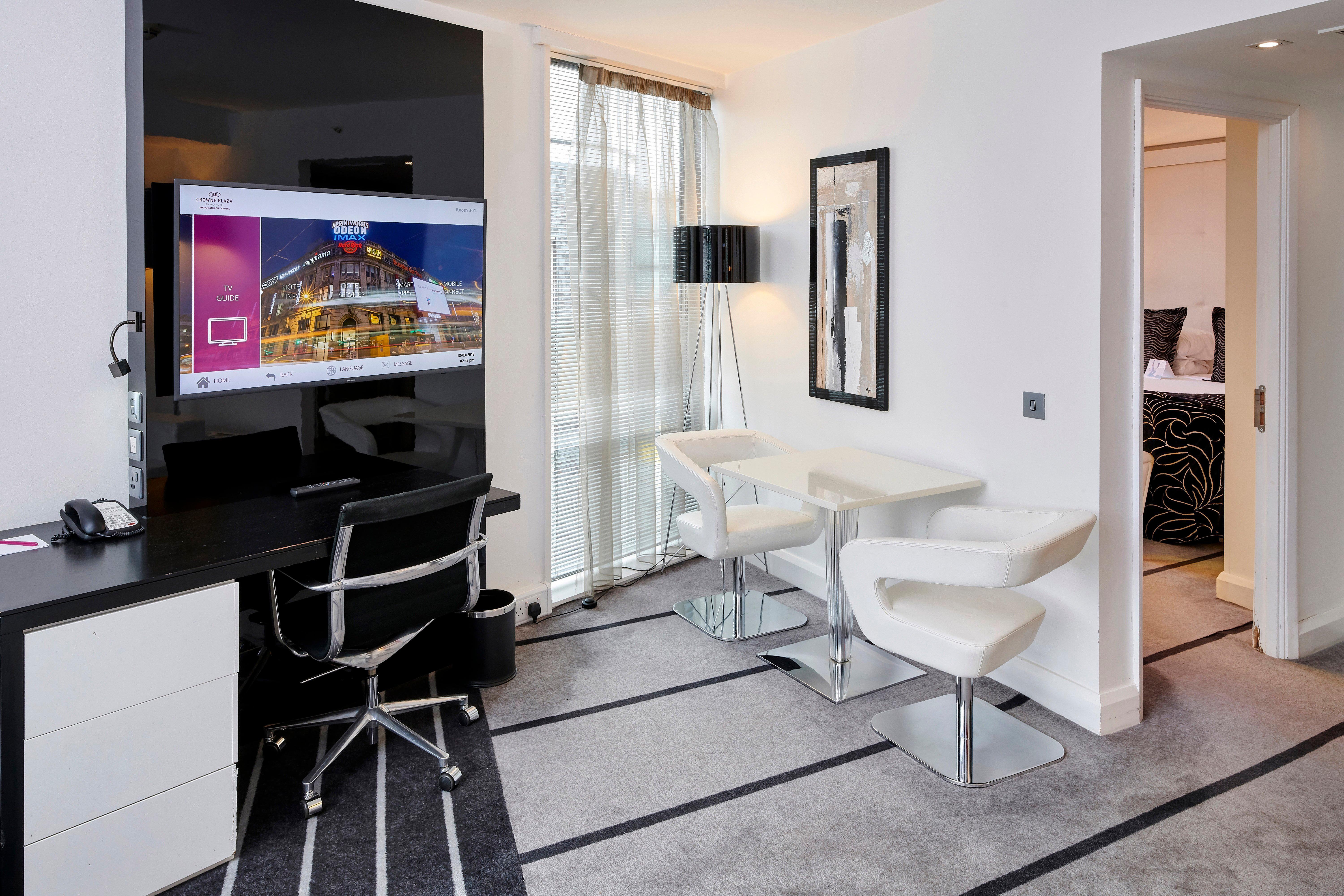 Hotel Crowne Plaza Centre By Ihg 4*
