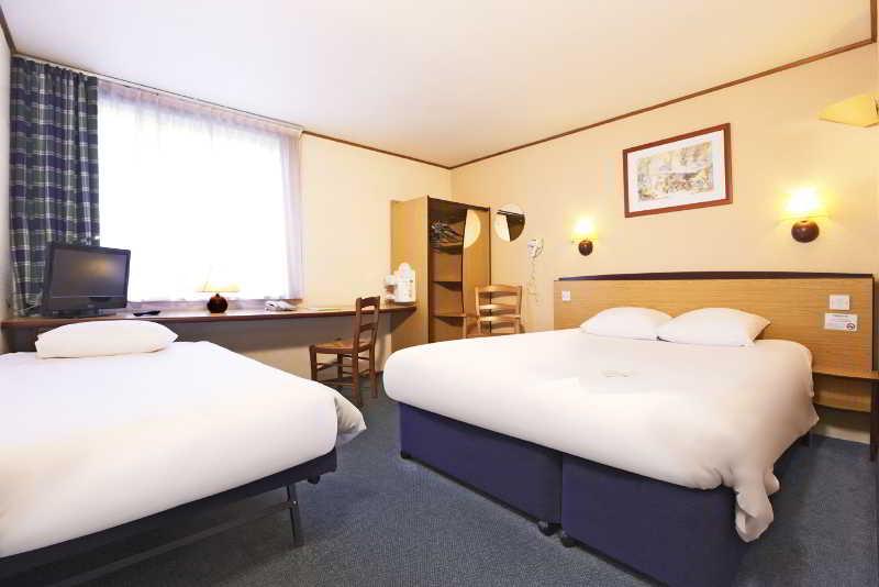 Hotel Campanile 2*