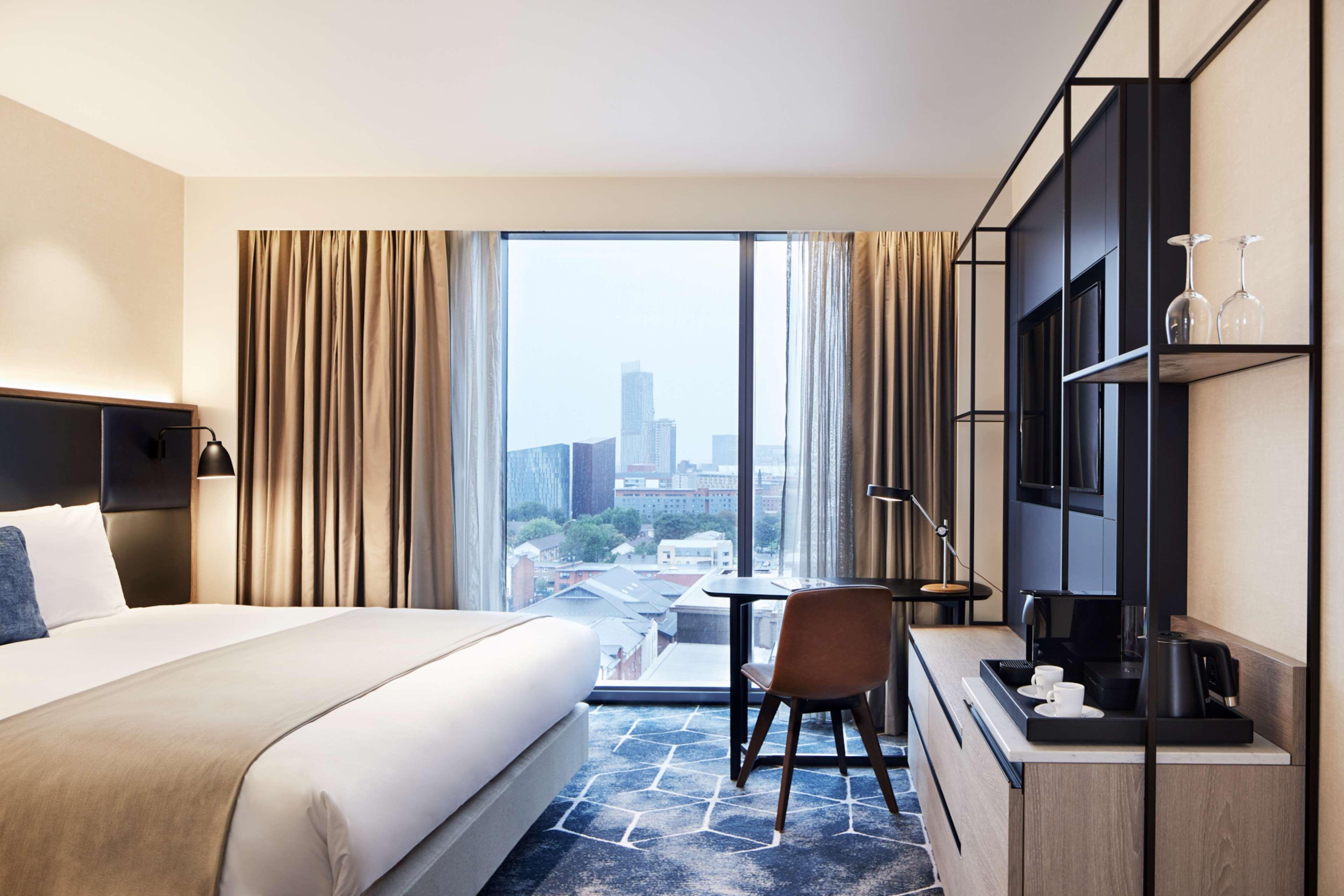 Hyatt Regency Hotel 4*