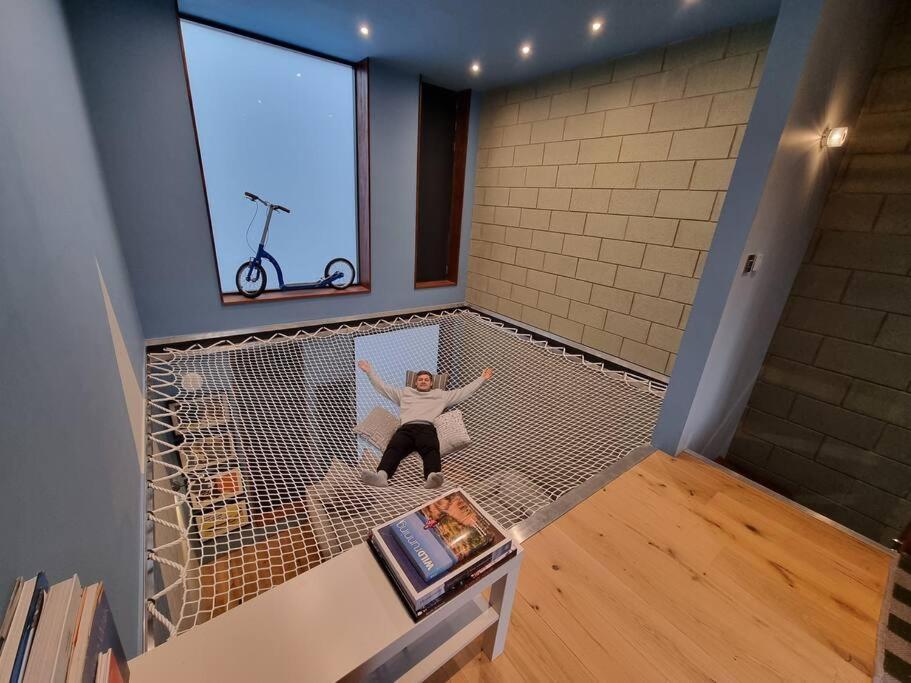 Stunning Luxury Centre Townhouse With Hot Tub Manchester