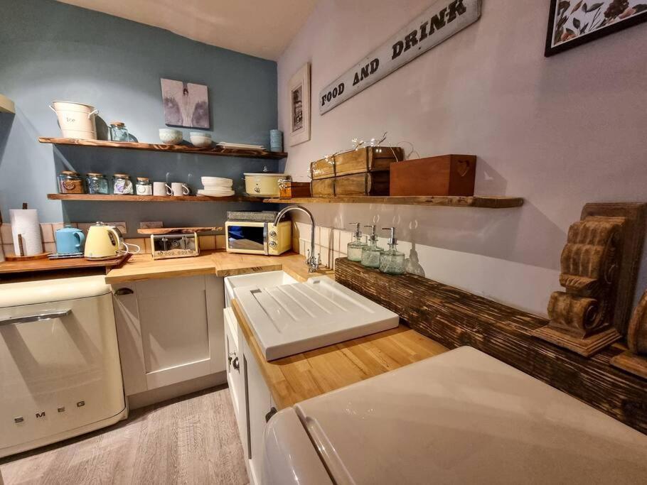 Stunning Luxury Vintage Duplex With Parking Holiday home Manchester
