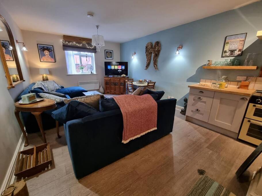 Stunning Luxury Vintage Duplex With Parking Holiday home Manchester