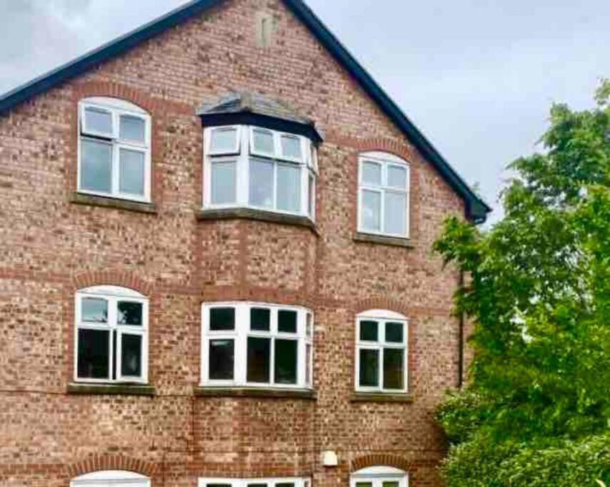 Holiday home Stunning Luxury Vintage Duplex With Parking Manchester
