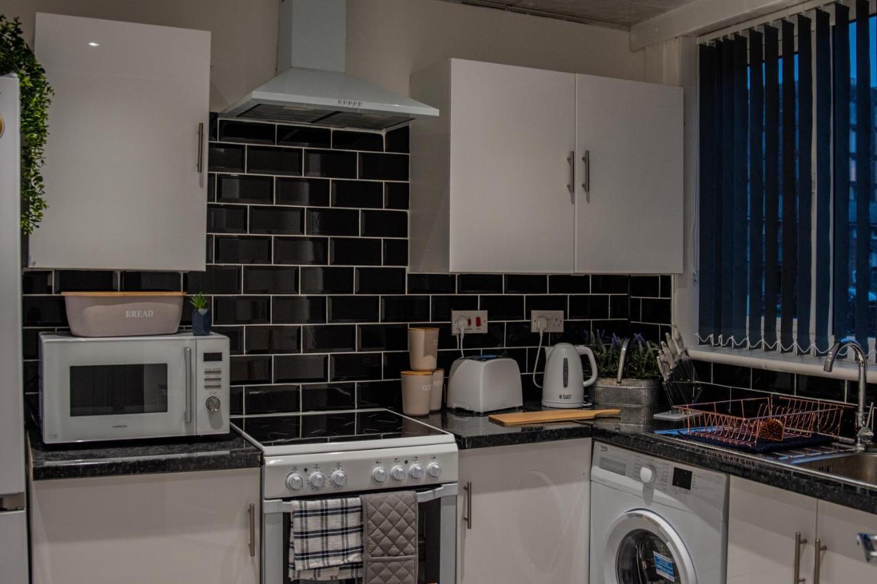 Bv Comfy Spacious 3 Bedroom House At Tatton Street * Manchester