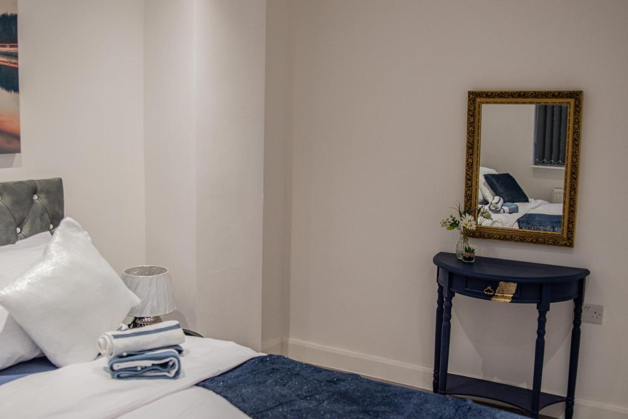 Bv Comfy Spacious 3 Bedroom House At Tatton Street * Manchester