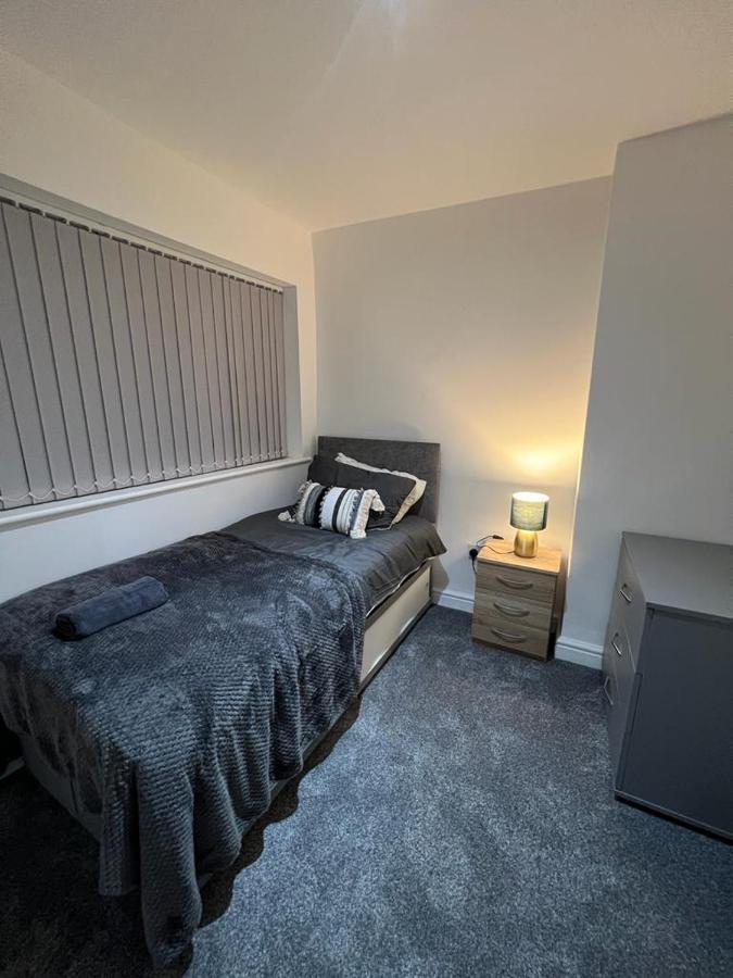 Droylsden Holiday home Manchester