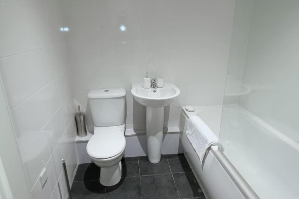 Stunning Mill Near To City Centre And Etihad Stadium! Apartment