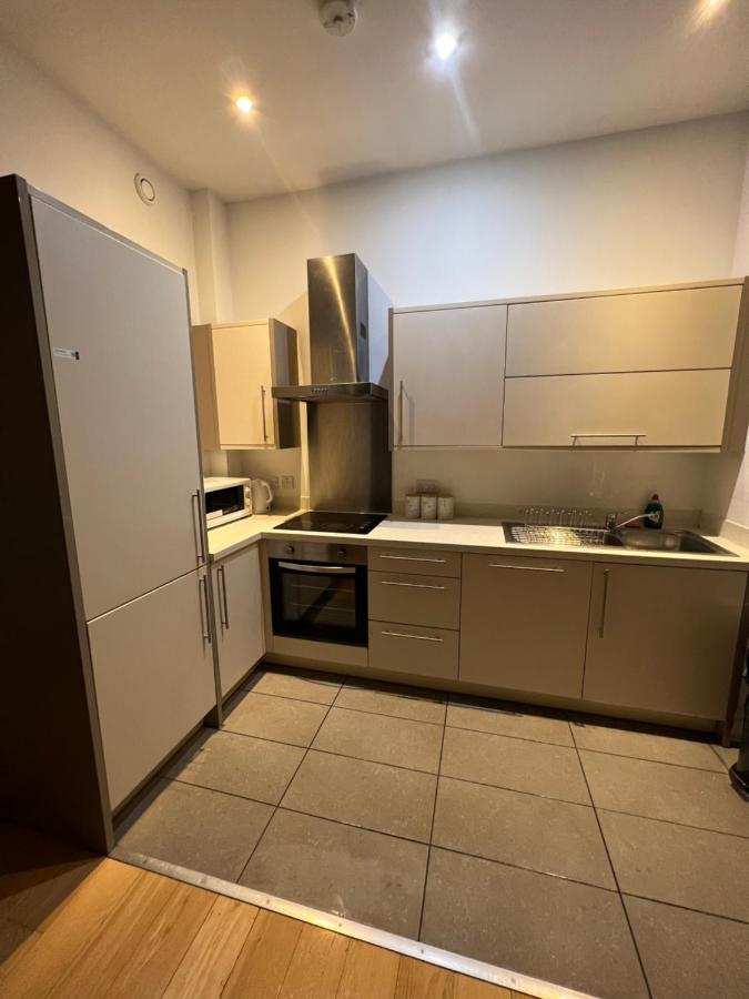Bigkings Cosy 2 Bedroom With Free Parking In * Manchester