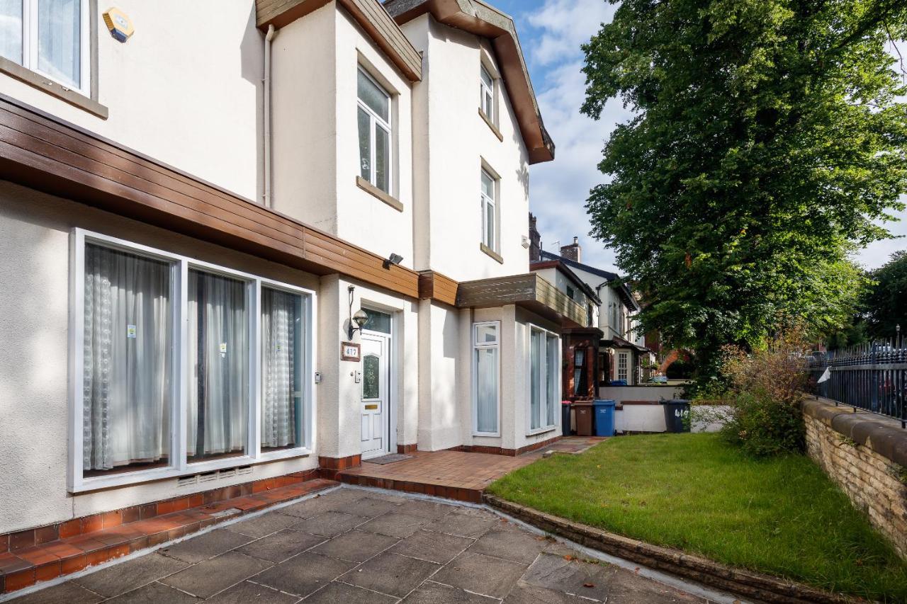 Beautiful 'mayfield' With Private Pool! Manchester