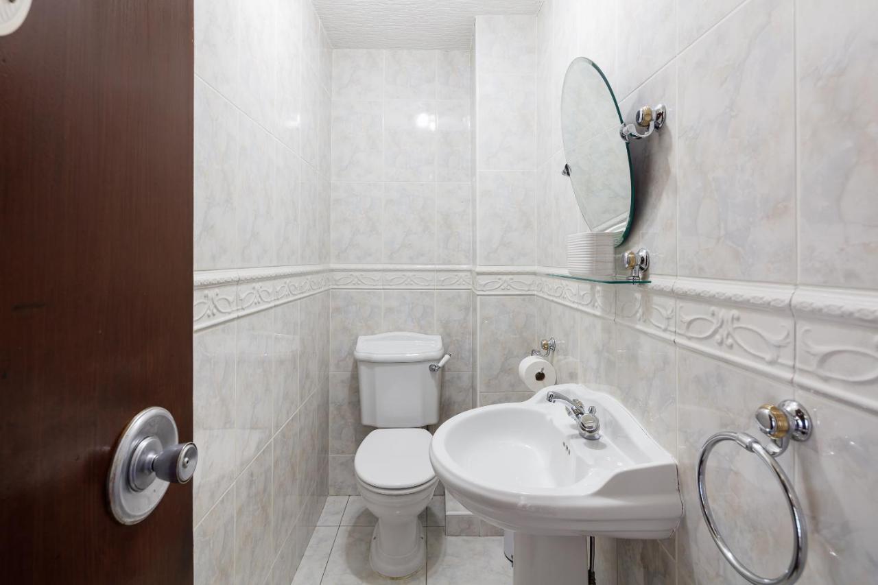 Beautiful 'mayfield' With Private Pool!