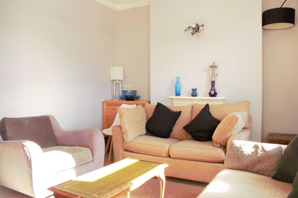 Apartment Homely Ensuite Near Centre *