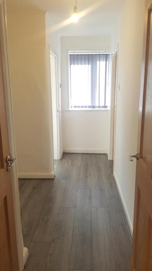 Double Bedroom In Withington, M20. 1 Db Bed, Rm 1