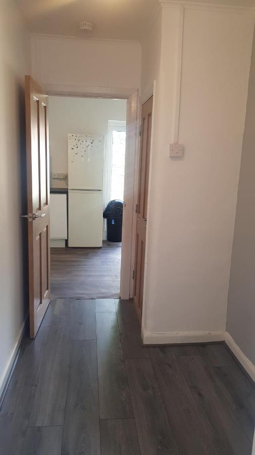 Double Bedroom In Withington, M20. 1 Db Bed, Rm 1 Bed & Breakfast Manchester