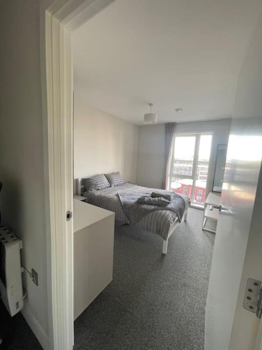Apartment Centre Penthouse Canal Views Manchester